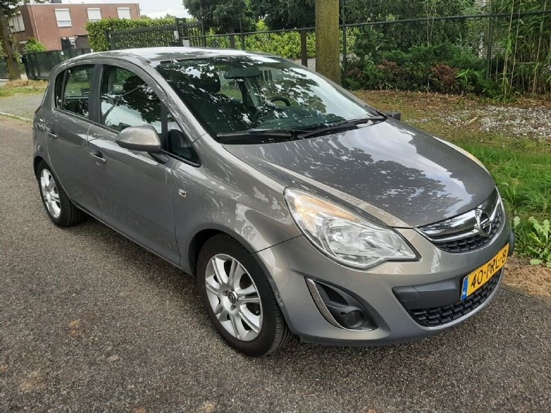 Opel Corsa occasion - Autobedrijf T. v.d. Burgt
