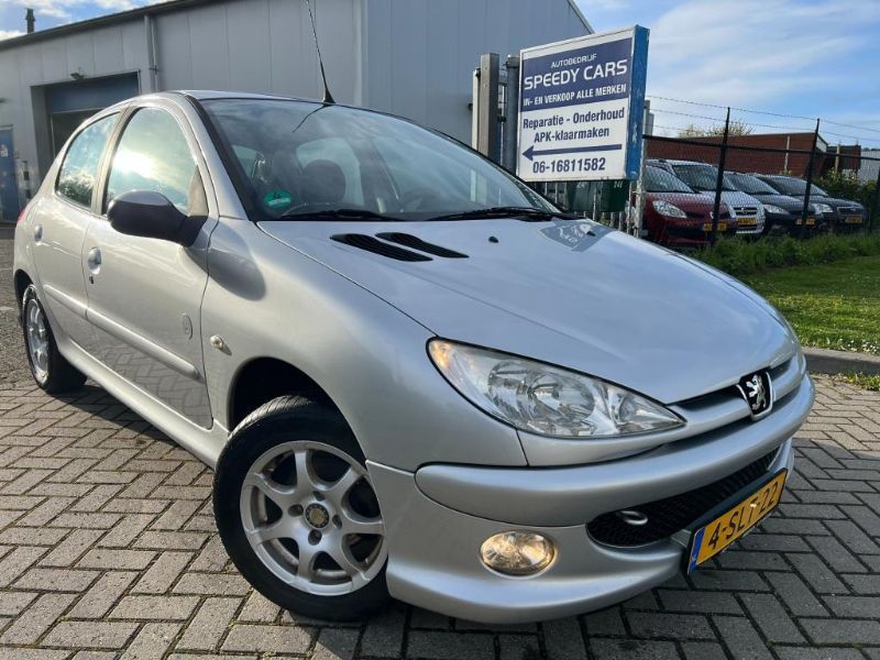 Peugeot 206 occasion - Speedy Cars