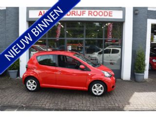 Toyota Aygo 1.0-12V 5-Drs Red AIRCO,LMV,TOP STAAT!