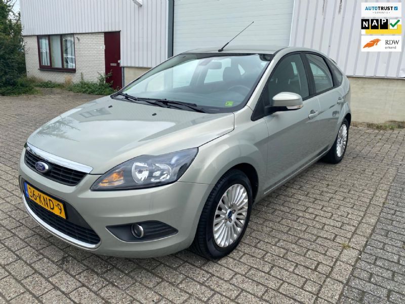 Ford Focus occasion - Dealercars Purmerend