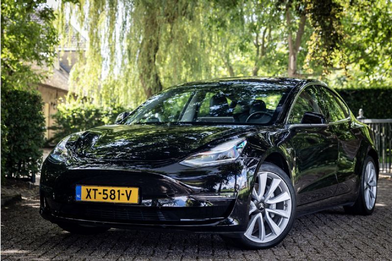 Tesla Model 3 occasion - Bouman Auto's Genderen B.V.