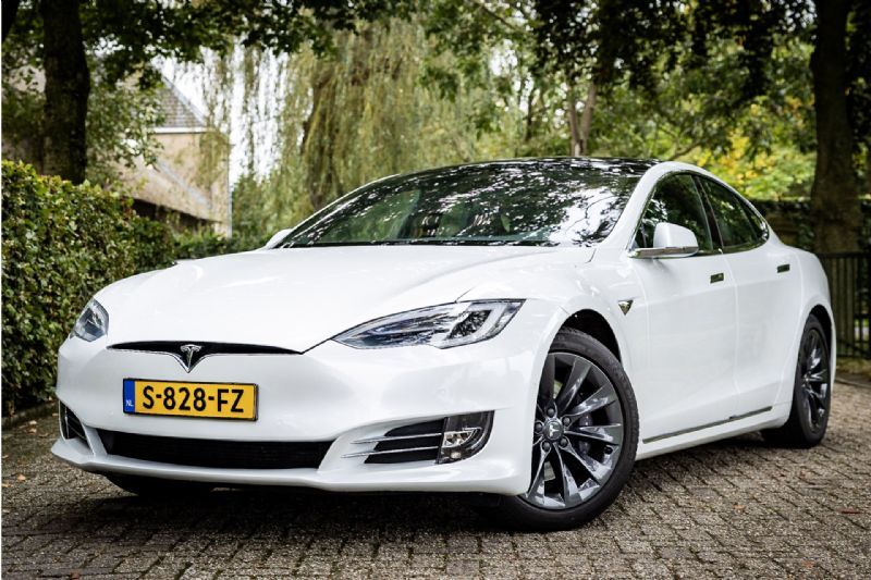 Tesla Model S occasion - Bouman Auto's Genderen B.V.